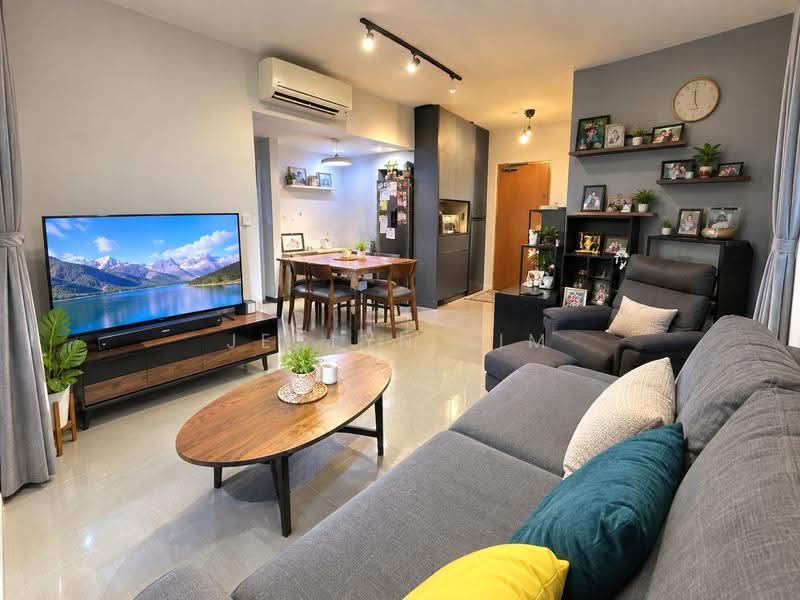 107A Bidadari Park Drive, 107A Bidadari Park Drive, Balestier / Toa Payoh, 2 Bedrooms, 732 sqft, HDB Flat For Sale, by Jeslyn Lim, 500282638 - Living Room - PropertyGuru.com.sg