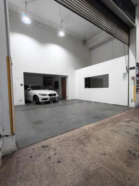 Wcega Plaza, 1 Bukit Batok Crescent, Dairy Farm / Bukit Panjang / Choa Chu Kang, 2,562 sqft, Light Industrial (B1) For Rent, by Mona Chen, 500282647 - Car Park - CommercialGuru.com.sg