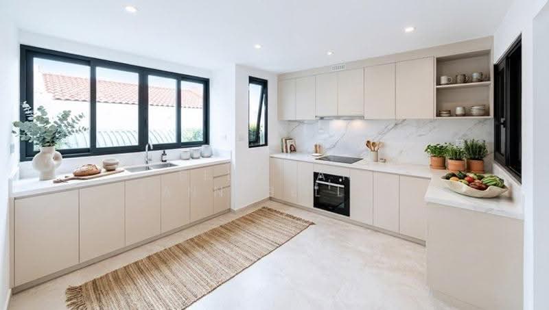 LANDED7772@ City Fringe Brand New 3 Storey Terrace Ready Iconic Facade, Cambridge, Carlisle, Truro, Bristol, Kampong Java, Farrer Park / Serangoon Rd 8800 7772, Farrer Park / Serangoon Rd, 5 Bedrooms, 6,000 sqft, Terraced House For Sale, by Bell Tan (Annabella), 500282660 - Kitchen - PropertyGuru.com.sg