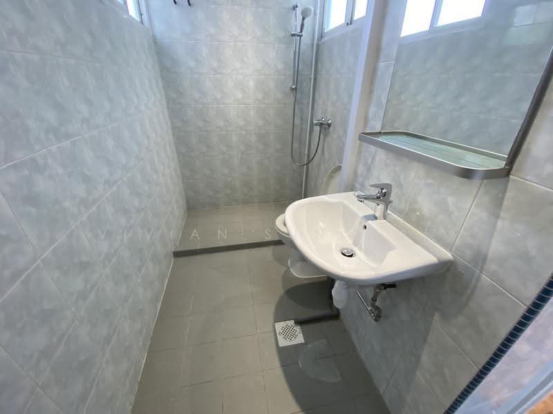 Chancery Court, 36A Dunearn Road, Newton / Novena, 3 Bedrooms, 2,034 sqft, Condominium For Rent, by Vivian Sun 孙淑媛, 500282685 - Bathroom - PropertyGuru.com.sg