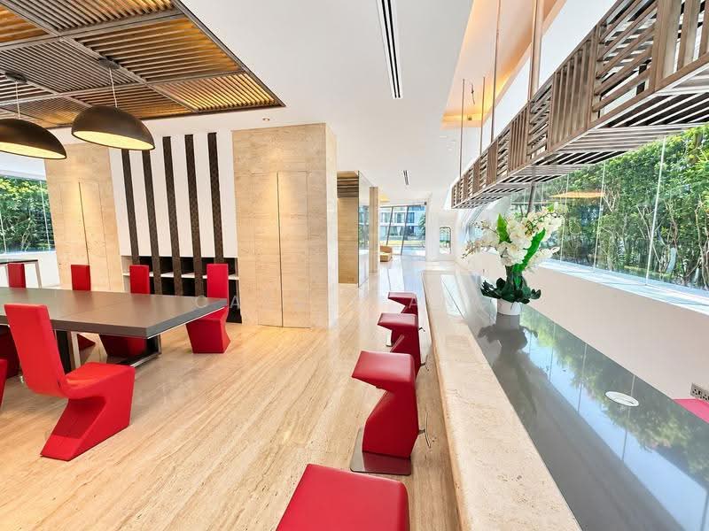 sentosa, Harbour Front, Keppel Bay, Sentosa Island, Sentosa Cove, Cove Grove, Mount Faber, Telok Blangah, Greater Southern Waterfront, Harbourfront / Telok Blangah, 6 Bedrooms, 8,000 sqft, Bungalow House For Rent, by Cassie Ang, 500282709 - Luxurious Duo Dining Areas - PropertyGuru.com.sg
