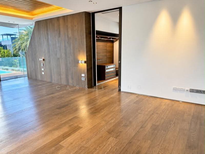 sentosa, Harbour Front, Keppel Bay, Sentosa Island, Sentosa Cove, Cove Grove, Mount Faber, Telok Blangah, Greater Southern Waterfront, Harbourfront / Telok Blangah, 6 Bedrooms, 8,000 sqft, Bungalow House For Rent, by Cassie Ang, 500282709 - Pool/Marina View Master Bedroom Ensuite - PropertyGuru.com.sg