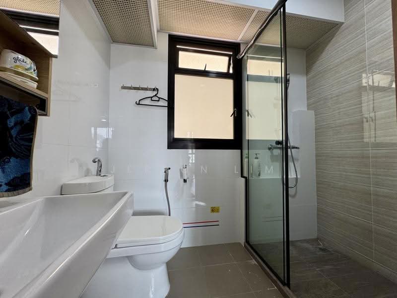 402B Fernvale Lane, 402B Fernvale Lane, Seletar / Yio Chu Kang, 3 Bedrooms, 1,216 sqft, HDB Flat For Sale, by Jerron Lim, 500282717 - PropertyGuru.com.sg