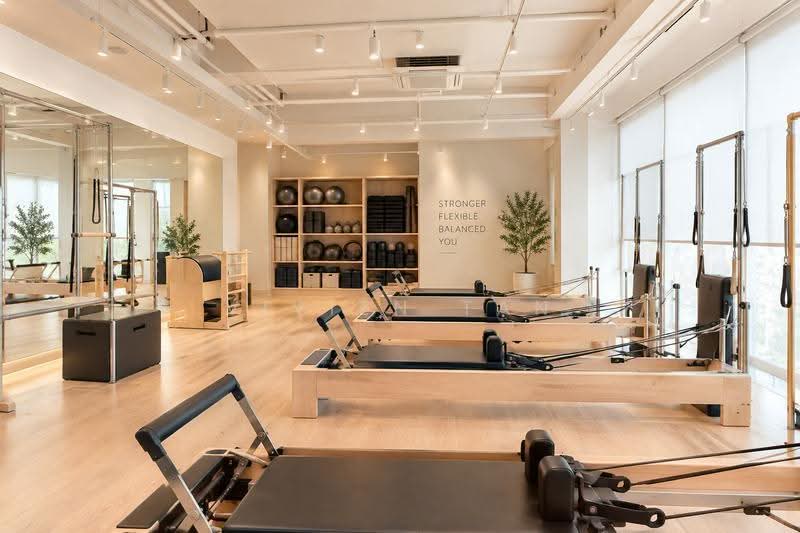 Fitted Gym near Shenton/ Tanjong Pagar MRT, Shenton Way/ Tanjong Pagar/ Robinson Road, Boat Quay / Raffles Place / Marina, 3,595 sqft, Mall Shop For Rent, by Vivien Tan, 500282761 - Gym - CommercialGuru.com.sg