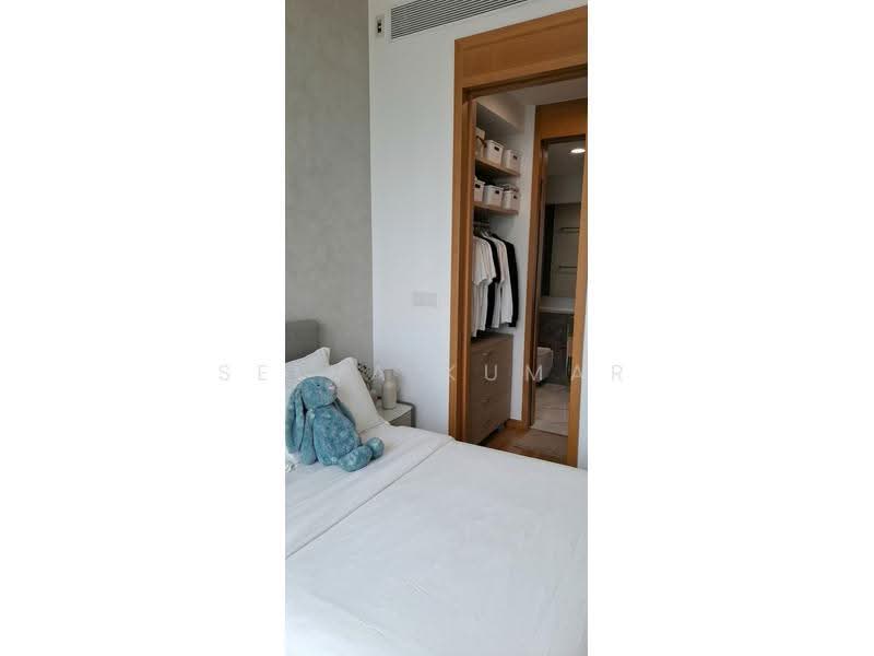 Concourse Skyline, 300 Beach Road, Beach Road / Bugis / Rochor, 2 Bedrooms, 1,152 sqft, Condominium For Sale, by Selva Kumar, 500282770 - Bedroom - PropertyGuru.com.sg