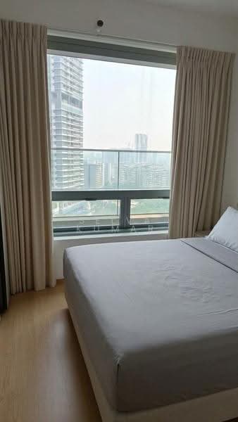 Concourse Skyline, 300 Beach Road, Beach Road / Bugis / Rochor, 2 Bedrooms, 1,152 sqft, Condominium For Sale, by Selva Kumar, 500282770 - Bedroom - PropertyGuru.com.sg