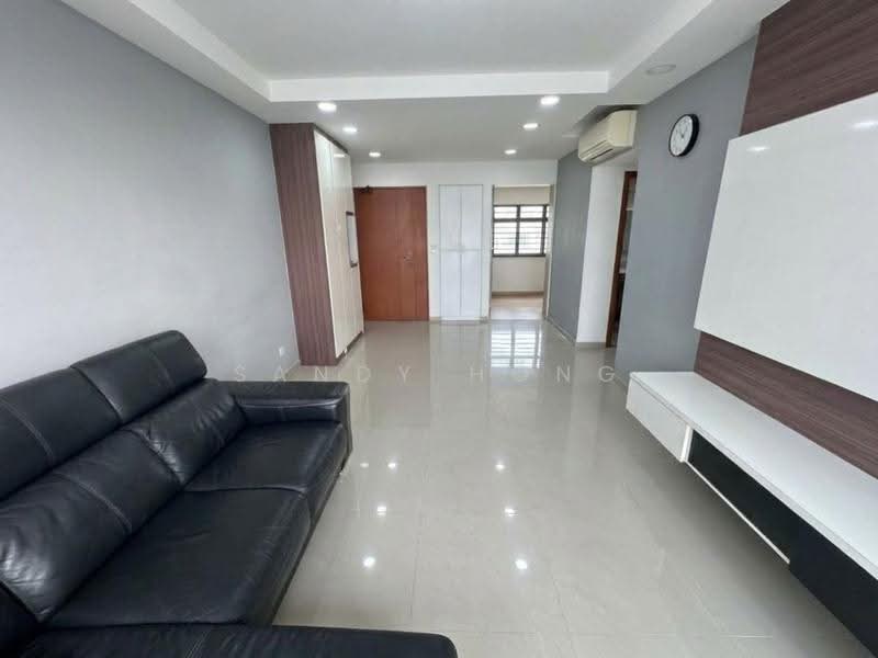 55 Teban Gardens Road, 55 Teban Gardens Road, Boon Lay / Jurong / Tuas, 3 Bedrooms, 990 sqft, HDB Flat For Sale, by Sandy Hong, 500282781 - Living Room - PropertyGuru.com.sg