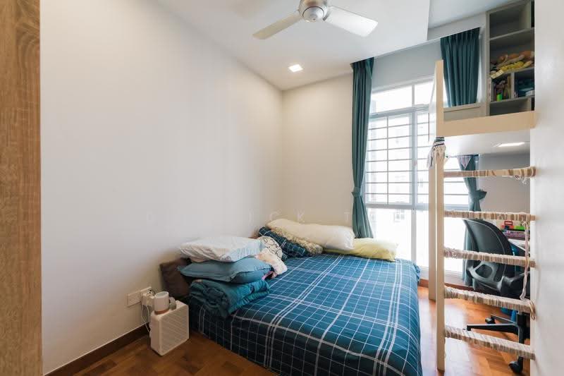 Casablanca, 27 Rosewood Drive, Admiralty / Woodlands, 3 Bedrooms, 1,119 sqft, Condominium For Sale, by Derrick Tee, 500282785 - Bedroom - PropertyGuru.com.sg