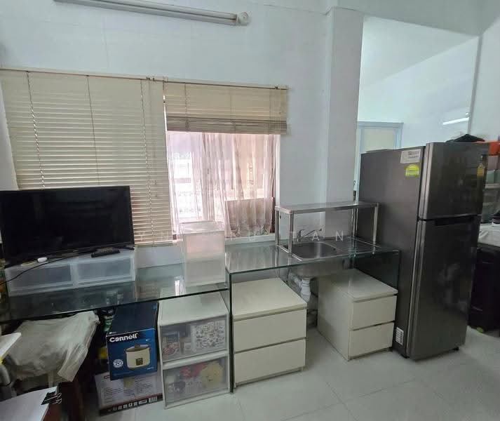 136A Changi, CHANGI ROAD, Eunos / Geylang / Paya Lebar, Room Rental, 200 sqft, Shophouse For Rent, by Yn Shu Tan, 500282789 - Kitchen - PropertyGuru.com.sg