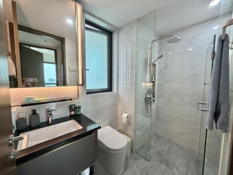 Normanton Park, 59 Normanton Park, Buona Vista / West Coast / Clementi New Town, 3 Bedrooms, 904 sqft, Condominium For Sale, by Florence Cheong, 500282794 - Bathroom - PropertyGuru.com.sg