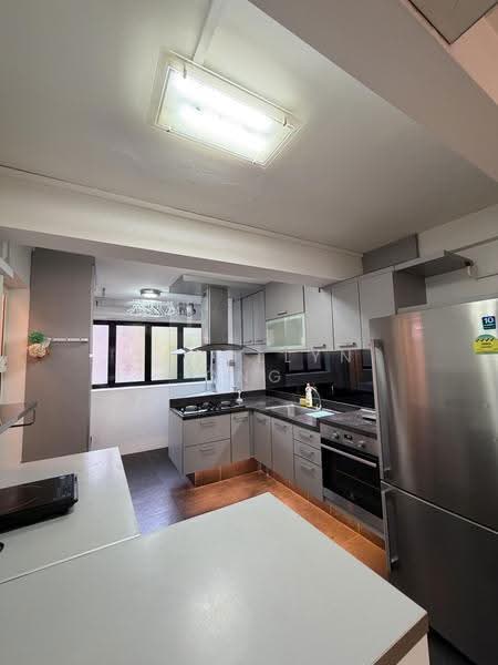 43 Holland Drive, 43 Holland Drive, Tanglin / Holland / Bukit Timah, 2 Bedrooms, 635 sqft, HDB Flat For Rent, by Carollyn Ong, 500282834 - Kitchen - PropertyGuru.com.sg