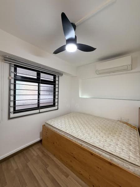 43 Holland Drive, 43 Holland Drive, Tanglin / Holland / Bukit Timah, 2 Bedrooms, 635 sqft, HDB Flat For Rent, by Carollyn Ong, 500282834 - Bedroom - PropertyGuru.com.sg