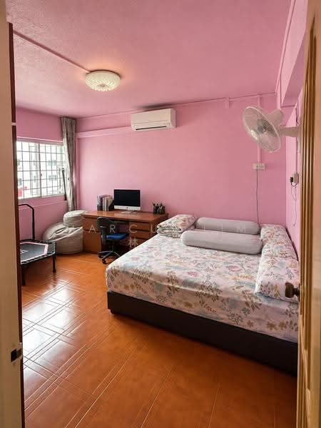 107 Bukit Batok West Avenue 6, 107 Bukit Batok West Avenue 6, Dairy Farm / Bukit Panjang / Choa Chu Kang, 3 Bedrooms, 1,119 sqft, HDB Flat For Sale, by Marcus Lim 林政宏, 500282841 - Bedroom - PropertyGuru.com.sg