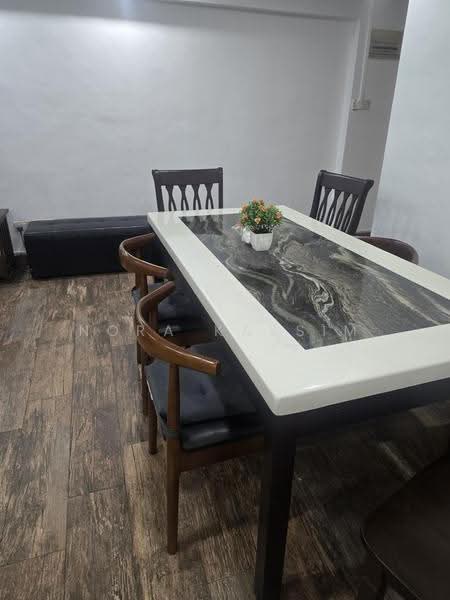 987A Jurong West Street 93, 987A Jurong West Street 93, Boon Lay / Jurong / Tuas, Room Rental, 120 sqft, HDB Flat For Rent, by Nora Kassim, 500282875 - Dining Room - PropertyGuru.com.sg