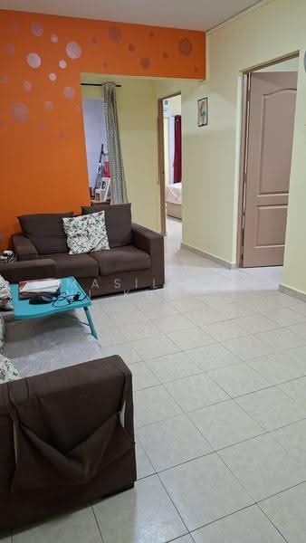 339 Bukit Batok Street 34, 339 Bukit Batok Street 34, Dairy Farm / Bukit Panjang / Choa Chu Kang, 2 Bedrooms, 785 sqft, HDB Flat For Sale, by Masilamani Kumara Velu, 500282876 - Living Room - PropertyGuru.com.sg