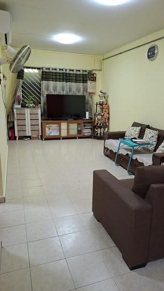 339 Bukit Batok Street 34, 339 Bukit Batok Street 34, Dairy Farm / Bukit Panjang / Choa Chu Kang, 2 Bedrooms, 785 sqft, HDB Flat For Sale, by Masilamani Kumara Velu, 500282876 - Living Room - PropertyGuru.com.sg