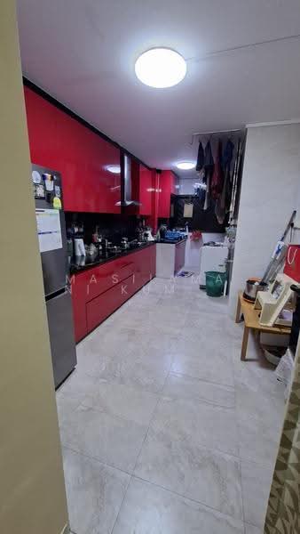 339 Bukit Batok Street 34, 339 Bukit Batok Street 34, Dairy Farm / Bukit Panjang / Choa Chu Kang, 2 Bedrooms, 785 sqft, HDB Flat For Sale, by Masilamani Kumara Velu, 500282876 - Kitchen - PropertyGuru.com.sg