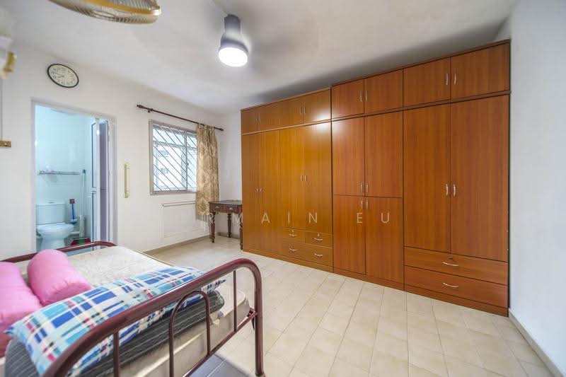 340 Bukit Batok Street 34, 340 Bukit Batok Street 34, Dairy Farm / Bukit Panjang / Choa Chu Kang, 2 Bedrooms, 785 sqft, HDB Flat For Sale, by Jermain Eu, 500282885 - PropertyGuru.com.sg