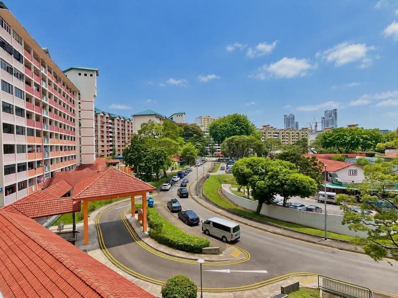 99 Commonwealth Crescent, 99 Commonwealth Crescent, Alexandra / Commonwealth, 2 Bedrooms, 689 sqft, HDB Flat For Sale, by Emily Chong, 500282889 - Exterior - PropertyGuru.com.sg