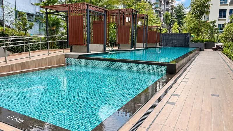 Kovan Jewel, 51 Kovan Road, Hougang / Punggol / Sengkang, 4 Bedrooms, 1,991 sqft, Condominium For Sale, by Kenix Chong, 500282892 - Pool - PropertyGuru.com.sg