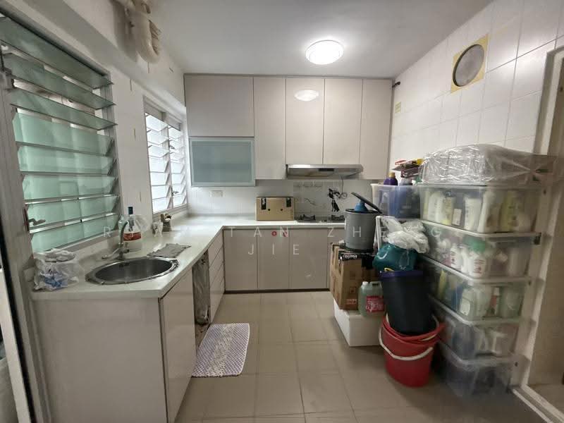 126A Kim Tian Road, 126A Kim Tian Road, Alexandra / Commonwealth, 3 Bedrooms, 1,215 sqft, HDB Flat For Sale, by Ryan Tan Zheng Jie, 500282908 - Kitchen - PropertyGuru.com.sg