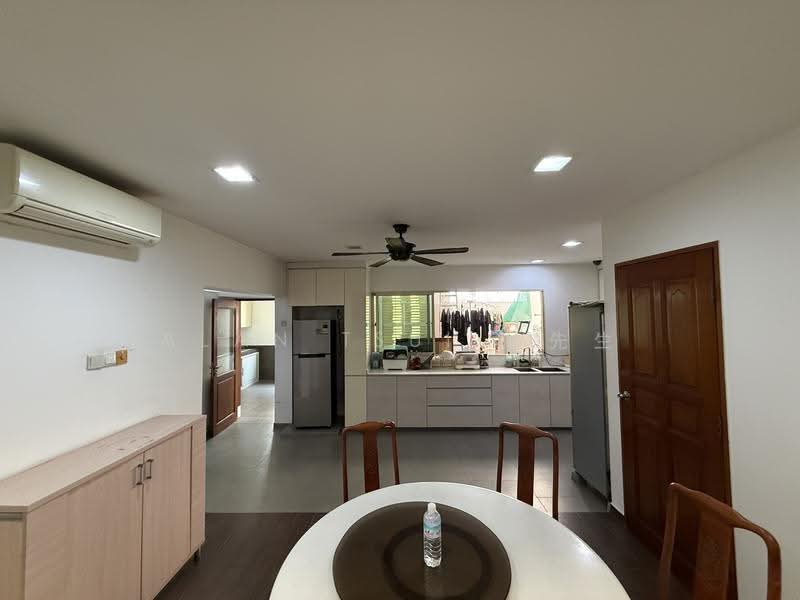 Cheap Bedroom @ Serangoon Garden, Penshurst Place, Hougang / Punggol / Sengkang, Room Rental, 100 sqft, Terraced House For Rent, by Alan Tsui 徐先生, 500282911 - Kitchen - PropertyGuru.com.sg
