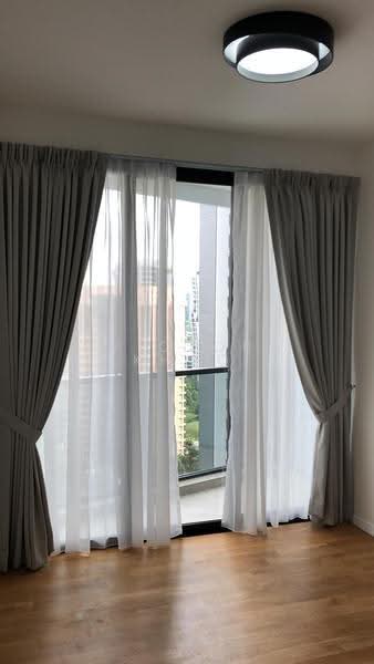 Artra, 12 Alexandra View, Alexandra / Commonwealth, 3 Bedrooms, 1,044 sqft, Condominium For Rent, by Victor Khoo, 500282915 - Balcony - PropertyGuru.com.sg