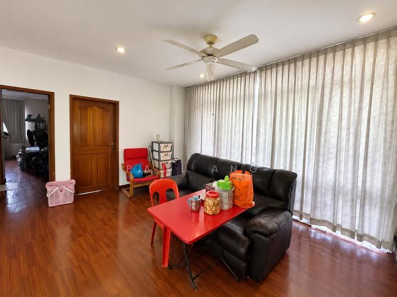 Jalan merdu, Jalan Merdu, Hougang / Punggol / Sengkang, 6 Bedrooms, 7,200 sqft, Detached House For Sale, by Paul Ang, 500282926 - Living Room - PropertyGuru.com.sg