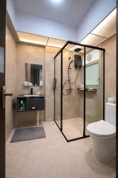 222A Tengah Garden Avenue, 222A Tengah Garden Avenue, Lim Chu Kang / Tengah, Room Rental, 120 sqft, HDB Flat For Rent, by Zheng Ronghua 郑荣华, 500282930 - Bathroom - PropertyGuru.com.sg