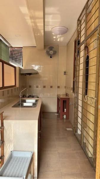 Pavilion Park, Pavilion Circle, Dairy Farm / Bukit Panjang / Choa Chu Kang, 5 Bedrooms, 3,200 sqft, Semi-Detached House For Sale, by Cindy Sim, 500282955 - Wet kitchen - PropertyGuru.com.sg