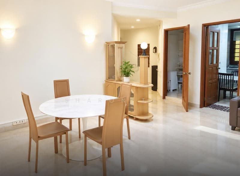 Simsville, 8 Geylang East Avenue 2, Eunos / Geylang / Paya Lebar, 4 Bedrooms, 1,528 sqft, Condominium For Sale, by Sharon Tay, 500282957 - Dining Room - PropertyGuru.com.sg