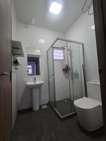 103B Canberra Street, 103B Canberra Street, Sembawang / Yishun, Room Rental, 100 sqft, HDB Flat For Rent, by Toh Lucy (Serene Toh), 500282959 - Bathroom - PropertyGuru.com.sg
