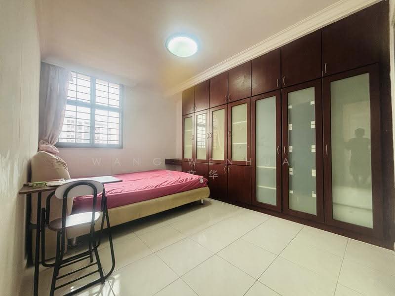 339A Sembawang Close, 339A Sembawang Close, Sembawang / Yishun, 3 Bedrooms, 1,022 sqft, HDB Flat For Rent, by Wang Wenhua 王文华, 500282967 - Bedroom - PropertyGuru.com.sg