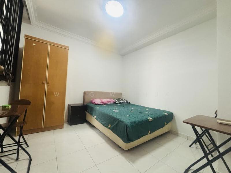 339A Sembawang Close, 339A Sembawang Close, Sembawang / Yishun, 3 Bedrooms, 1,022 sqft, HDB Flat For Rent, by Wang Wenhua 王文华, 500282967 - Bedroom - PropertyGuru.com.sg