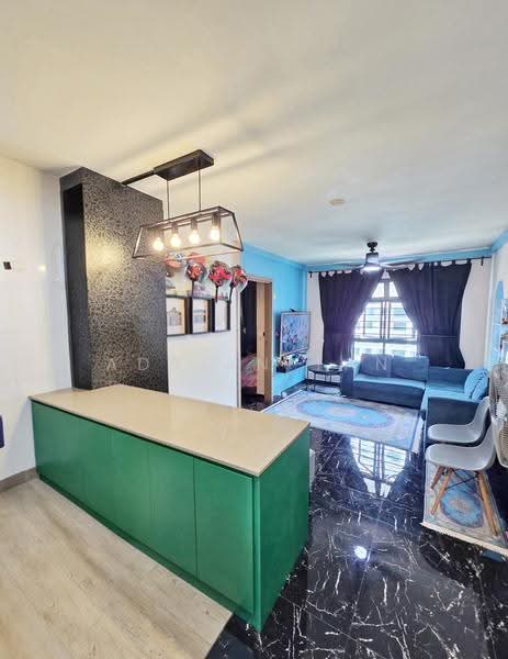 413B Northshore Drive, 413B Northshore Drive, Hougang / Punggol / Sengkang, 2 Bedrooms, 721 sqft, HDB Flat For Sale, by Adrian Tan, 500282972 - Living Room - PropertyGuru.com.sg