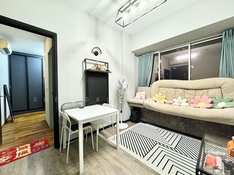 Bliss Loft, 25 Kim Keat Close, Balestier / Toa Payoh, 1 Bedroom, 452 sqft, Condominium For Rent, by Sher Gao Ting Yu, 500282974 - Living Room - PropertyGuru.com.sg
