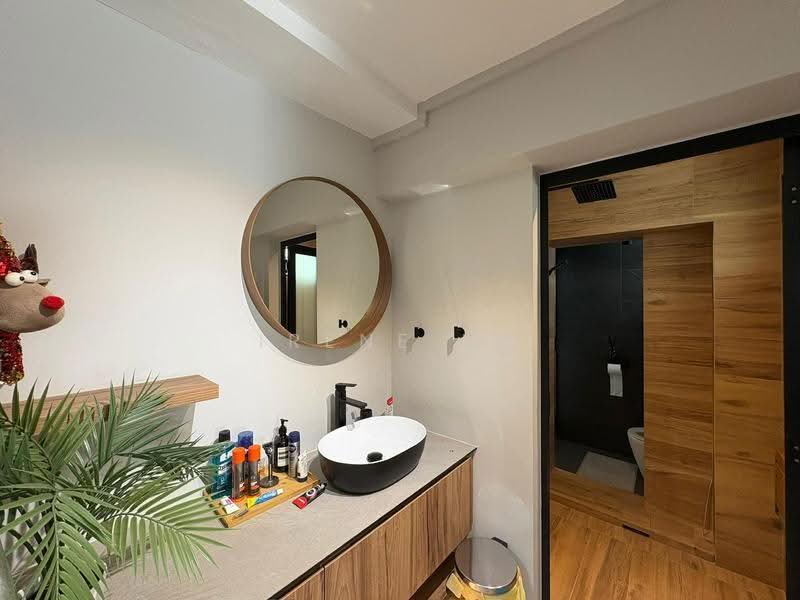 20 Marine Terrace, 20 Marine Terrace, East Coast / Marine Parade, 2 Bedrooms, 947 sqft, HDB Flat For Rent, by Irene Ho, 500282984 - Bathroom - PropertyGuru.com.sg