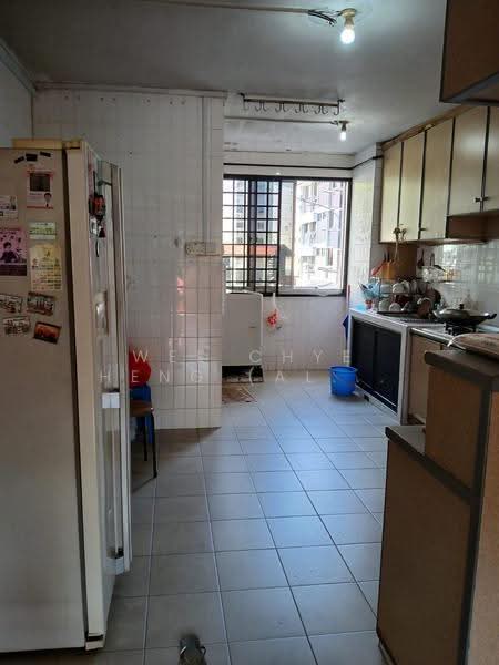121 Mcnair Road, 121 Mcnair Road, Balestier / Toa Payoh, Room Rental, 150 sqft, HDB Flat For Rent, by Wee Chye Heng (Alan Wee), 500282989 - Kitchen - PropertyGuru.com.sg