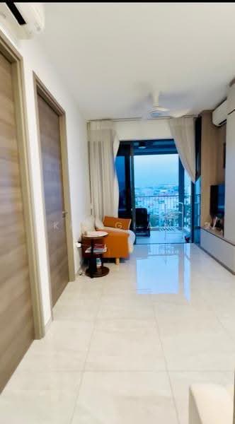 The Florence Residences, 93 Hougang Avenue 2, Hougang / Punggol / Sengkang, Room Rental, 130 sqft, Condominium For Rent, by Kez Giam, 500282993 - PropertyGuru.com.sg