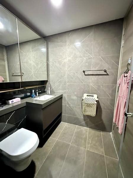 The Florence Residences, 93 Hougang Avenue 2, Hougang / Punggol / Sengkang, Room Rental, 130 sqft, Condominium For Rent, by Kez Giam, 500282993 - PropertyGuru.com.sg