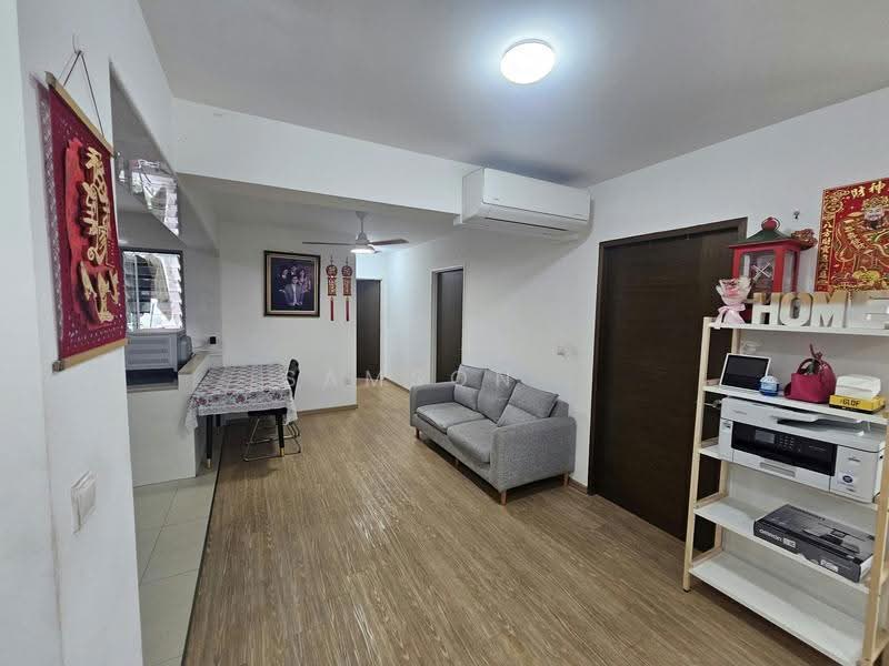 377B Hougang Street 32, 377B Hougang Street 32, Hougang / Punggol / Sengkang, 4 Bedrooms, 1,206 sqft, HDB Flat For Sale, by Samson ., 500283004 - Living Room - PropertyGuru.com.sg