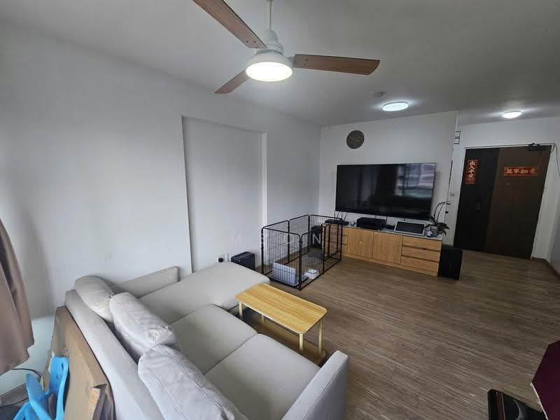 377B Hougang Street 32, 377B Hougang Street 32, Hougang / Punggol / Sengkang, 4 Bedrooms, 1,206 sqft, HDB Flat For Sale, by Samson ., 500283004 - Living Room - PropertyGuru.com.sg