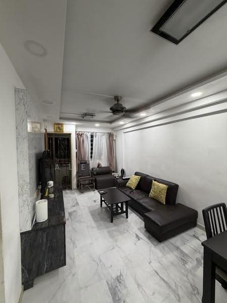 136 Bukit Batok West Avenue 6, 136 Bukit Batok West Avenue 6, Dairy Farm / Bukit Panjang / Choa Chu Kang, 2 Bedrooms, 731 sqft, HDB Flat For Sale, by Alex Cher, 500283008 - PropertyGuru.com.sg