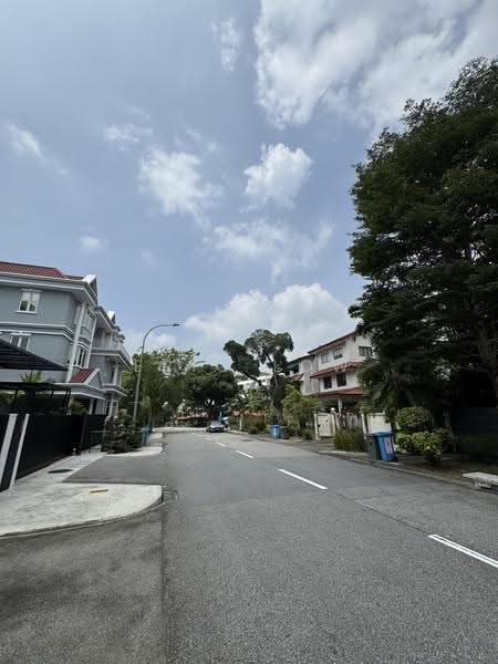 Elevated Semi-D in Bukit Timah | A&A or Rebuild Potential, Newton / Novena, 7 Bedrooms, 4,888 sqft, Semi-Detached House For Sale, by Eric Low, 500283010 - Exterior - PropertyGuru.com.sg