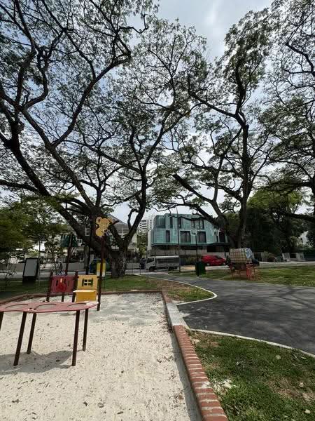 Elevated Semi-D in Bukit Timah | A&A or Rebuild Potential, Newton / Novena, 7 Bedrooms, 4,888 sqft, Semi-Detached House For Sale, by Eric Low, 500283010 - Exterior - PropertyGuru.com.sg