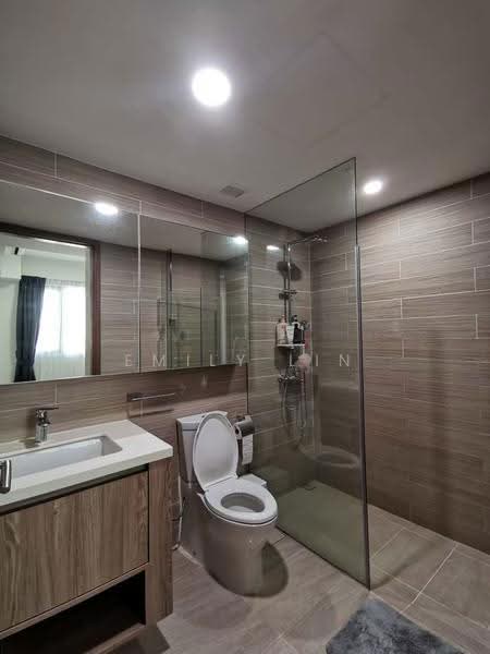 Kingsford Waterbay, 64 Upper Serangoon View, Hougang / Punggol / Sengkang, 2 Bedrooms, 721 sqft, Condominium For Sale, by Emily Lin, 500283012 - Bathroom - PropertyGuru.com.sg