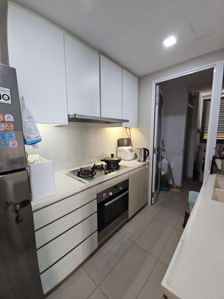 The Tampines Trilliant, 11 Tampines Central 7, Pasir Ris / Tampines, 3 Bedrooms, 1,130 sqft, Condominium For Sale, by Francis Lee, 500283019 - Kitchen - PropertyGuru.com.sg