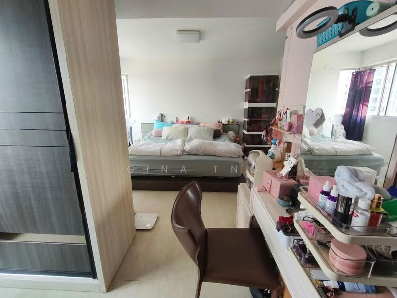 130B Lorong 1 Toa Payoh, 130B Lorong 1 Toa Payoh, Balestier / Toa Payoh, 3 Bedrooms, 1,001 sqft, HDB Flat For Sale, by Gina Tng, 500283034 - Bedroom - PropertyGuru.com.sg