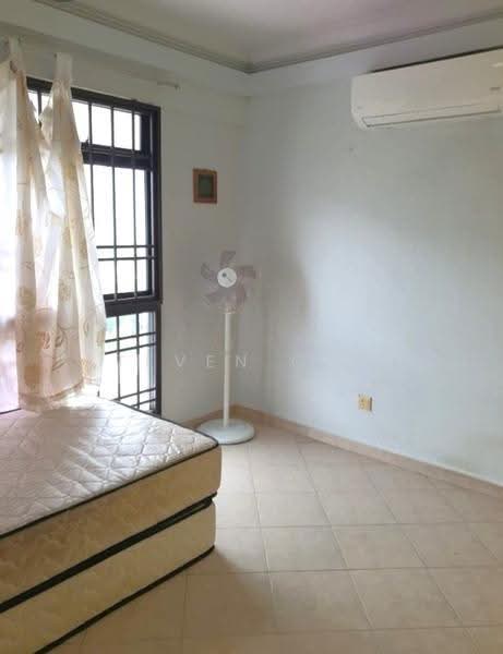 297B Choa Chu Kang Avenue 2, 297B Choa Chu Kang Avenue 2, Dairy Farm / Bukit Panjang / Choa Chu Kang, Room Rental, 120 sqft, HDB Flat For Rent, by Steven Choo, 500283039 - Bedroom - PropertyGuru.com.sg