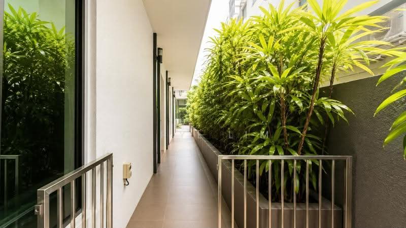 **LANDED7772@** 1km To Tao Nan Well Kept Simple Reno Detached, East Coast / Marine Parade, 6 Bedrooms, 6,200 sqft, Detached House For Sale, by Geryl Lim, 500283043 - Exterior - PropertyGuru.com.sg